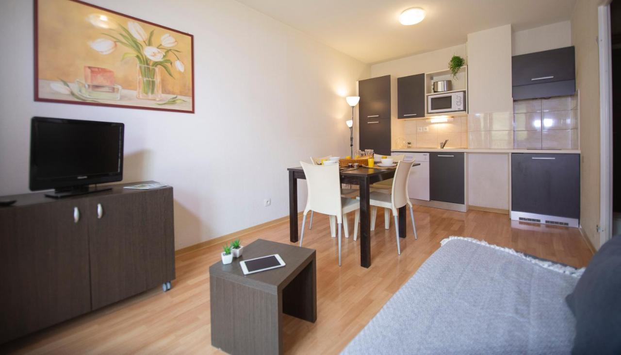 אפרטהוטל לז אור Les Terrasses Du Soleil D'Or By Infini Mountain מראה חיצוני תמונה